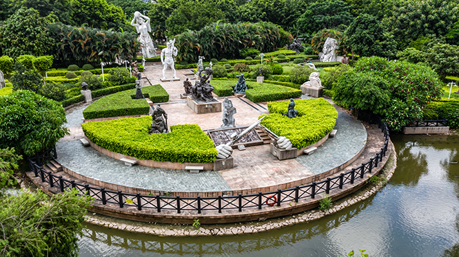 潘鹤雕塑艺术园（国家AAA级旅游景区）